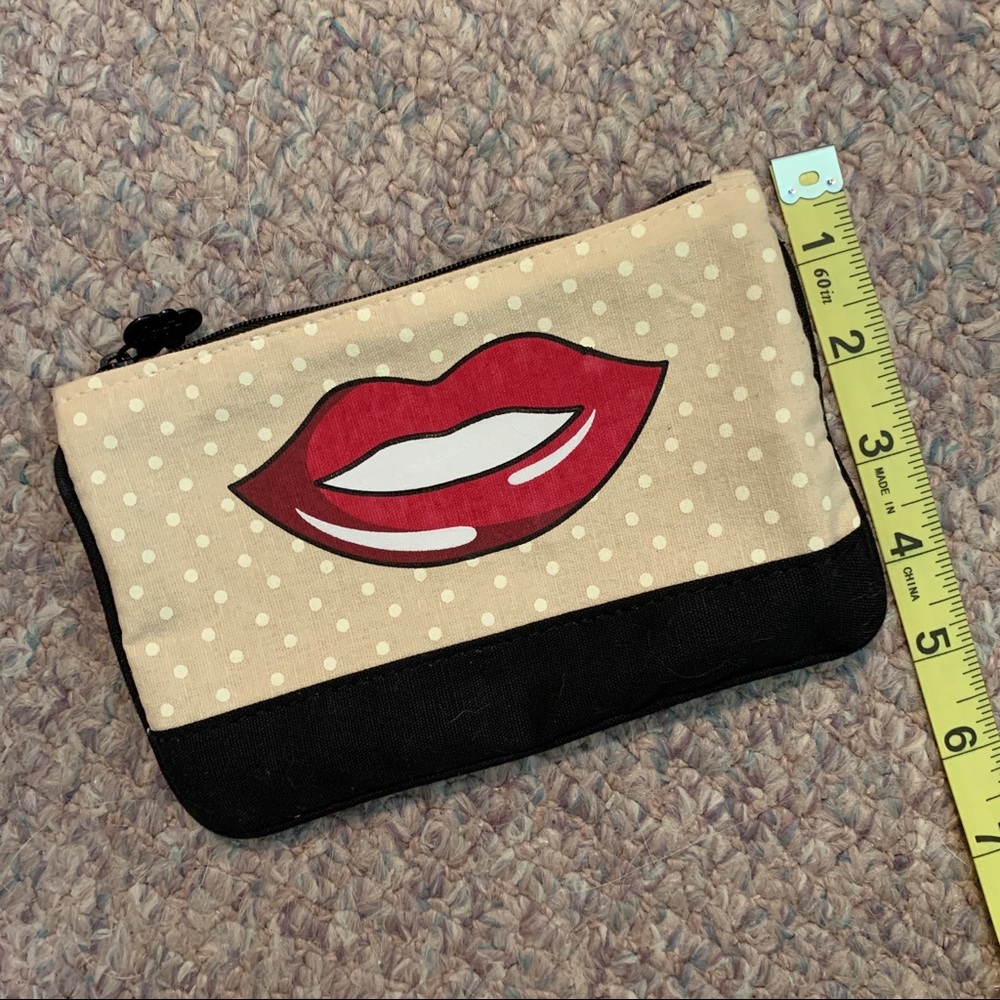 Tan & Black with Lips Print Makeup Bag - Picture 2 of 3